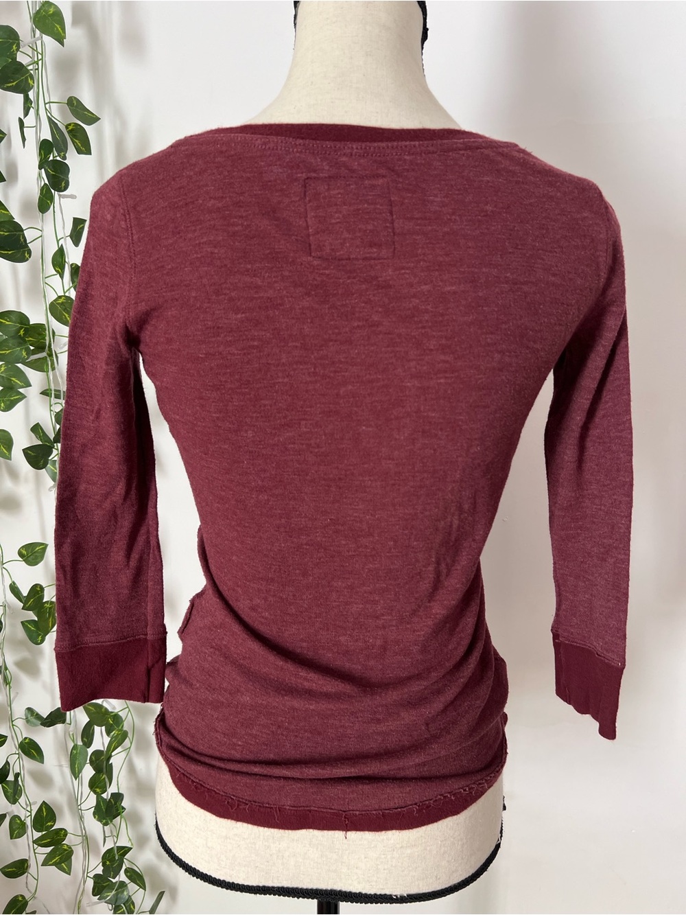 Vintage Y2K Abercrombie & Fitch Burgundy
Henley top - Picture 3 of 8